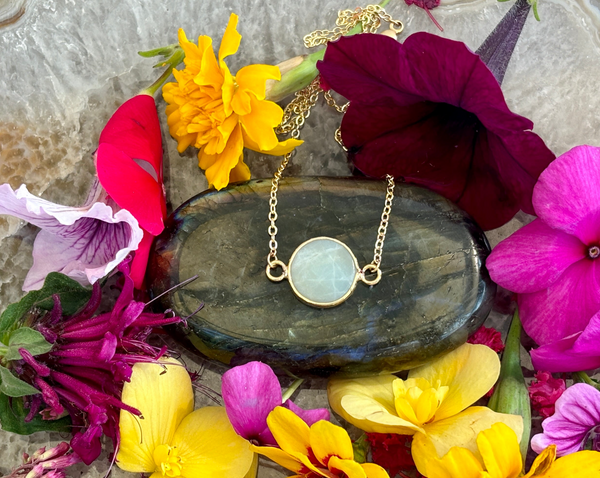 Blue Lace Agate Disk Hangs on  16"  Vintage  14KGF Chain