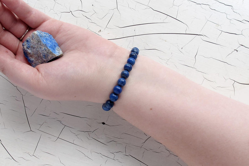 lapis lazuli energy bracelet models arm with crystal 